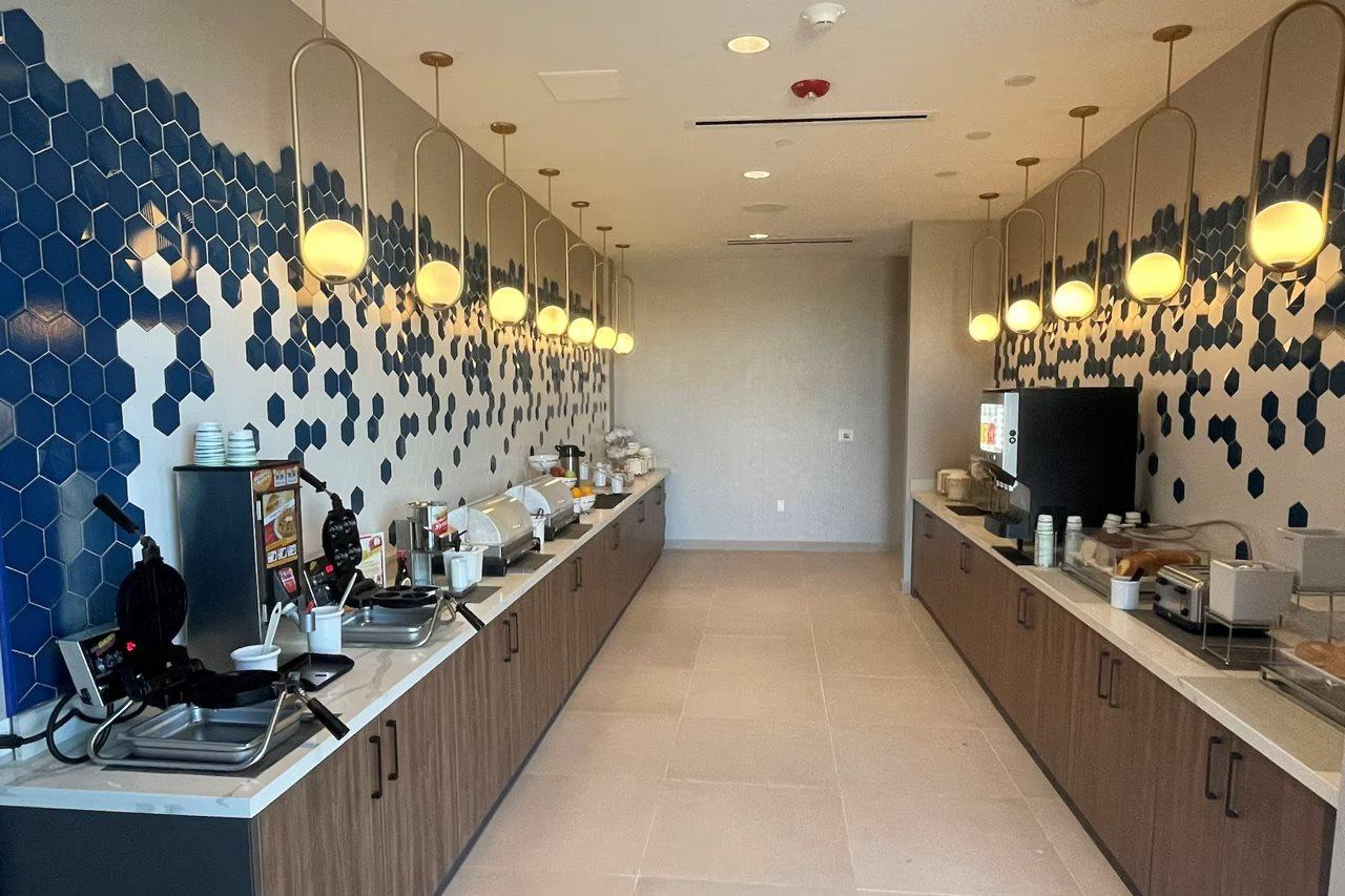 La Quinta Inn & Suites By Wyndham Ankeny Ia - Des Moines Ia Luaran gambar